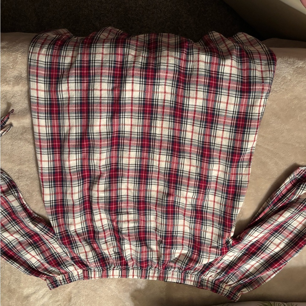 Plaid Long Sleeve Top